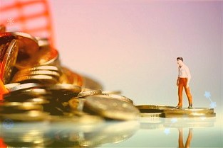 002404嘉欣絲綢3月30日早盤數(shù)據(jù)：較昨日下跌0.34%